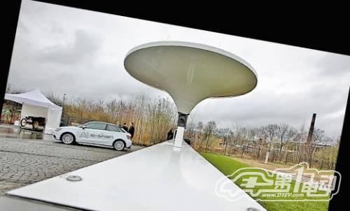 德國首座電動(dòng)汽車太陽能充電站建成投用