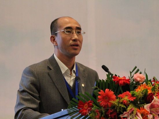 康艷兵:中國新能源汽車產(chǎn)業(yè)面臨新機(jī)遇