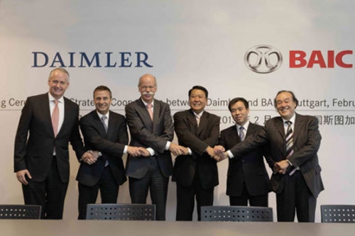 北汽與戴姆勒簽署戰(zhàn)略協(xié)議 正式控股北奔